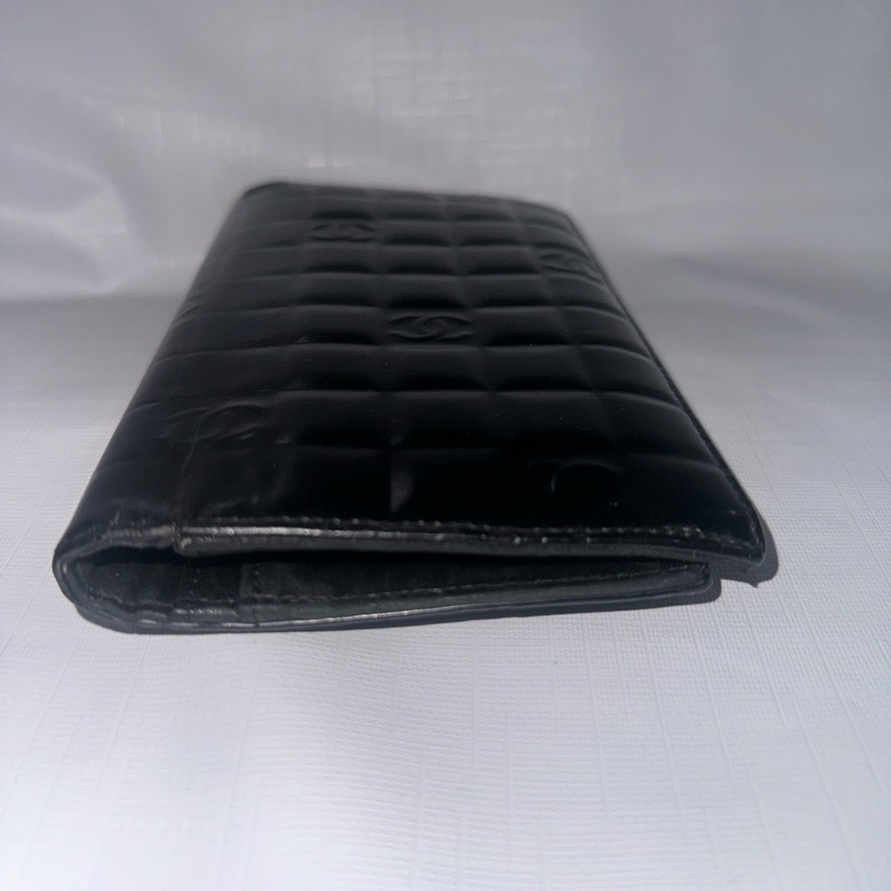 CHANEL Chocolate Bar Wallet - Picture 7 of 11